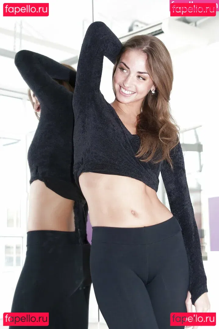 Ekaterina Leonova Onlyfans Photo Gallery 