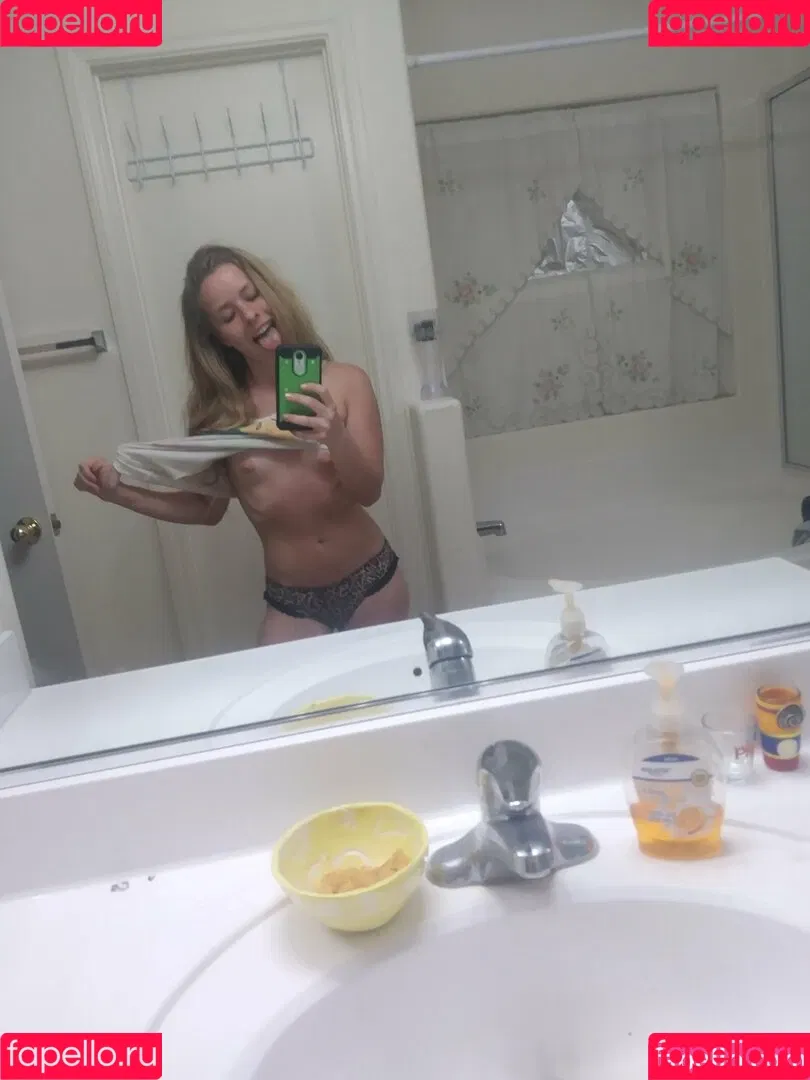 lillillylitxxx Onlyfans Photo Gallery 