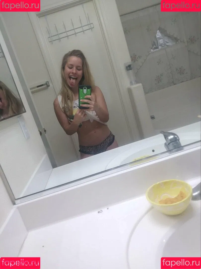 lillillylitxxx Onlyfans Photo Gallery 