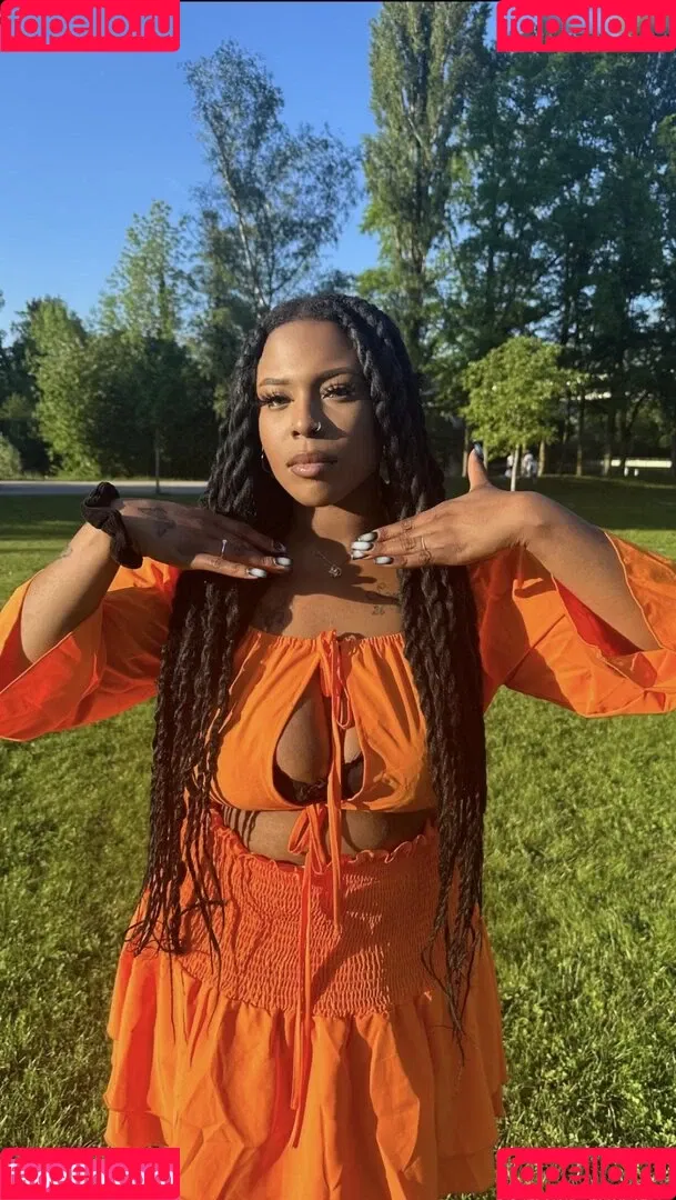 Sabrina Kayode Onlyfans Photo Gallery 