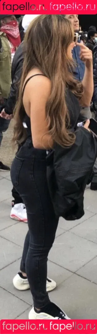 Enissa Amani Onlyfans Photo Gallery 