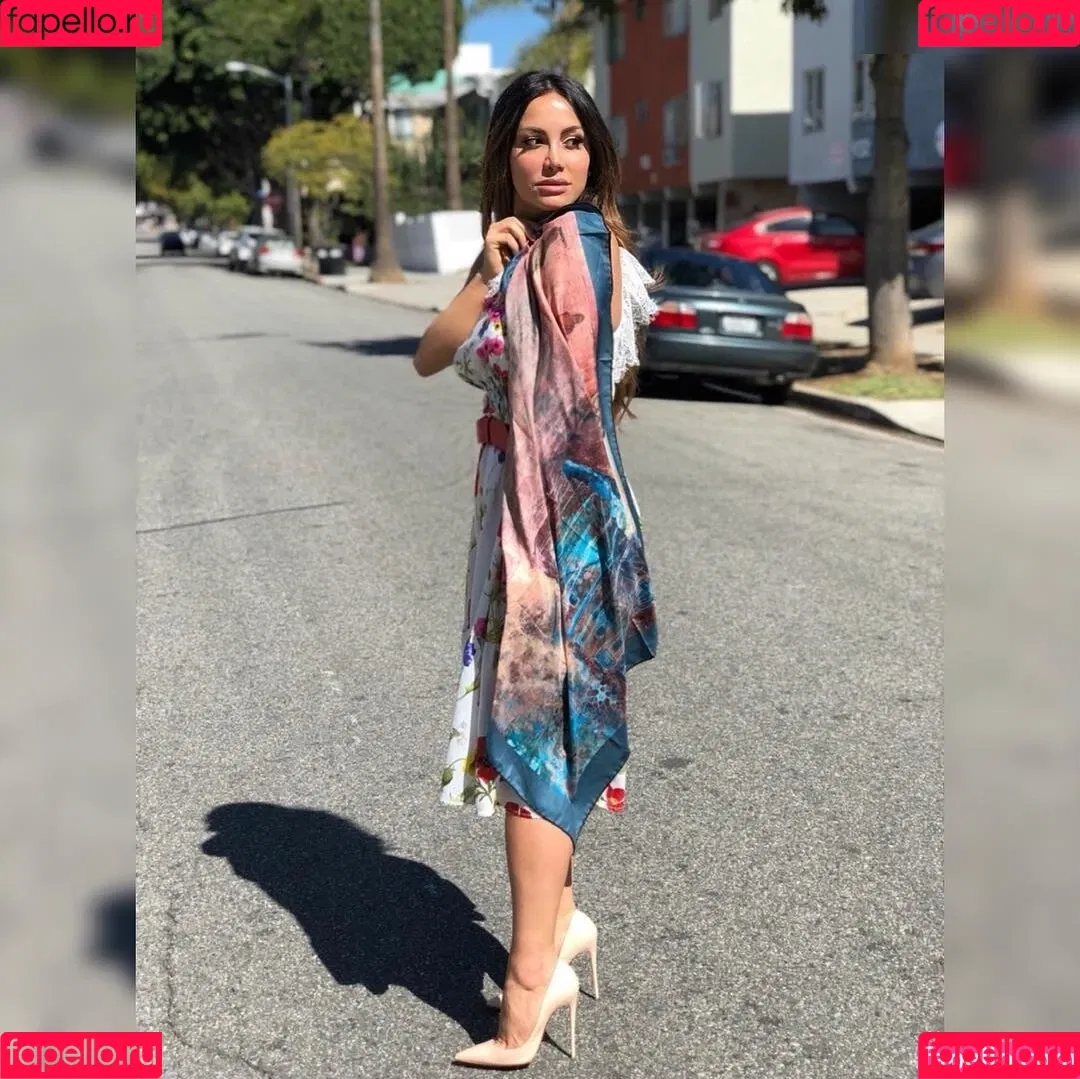 Enissa Amani Onlyfans Photo Gallery 