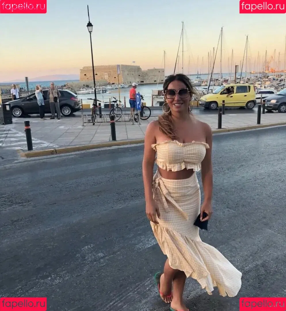 Enissa Amani Onlyfans Photo Gallery 