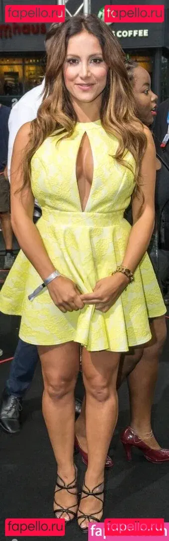 Enissa Amani Onlyfans Photo Gallery 