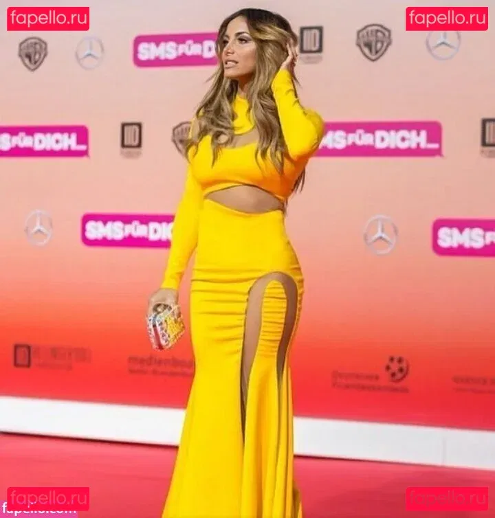 Enissa Amani Onlyfans Photo Gallery 