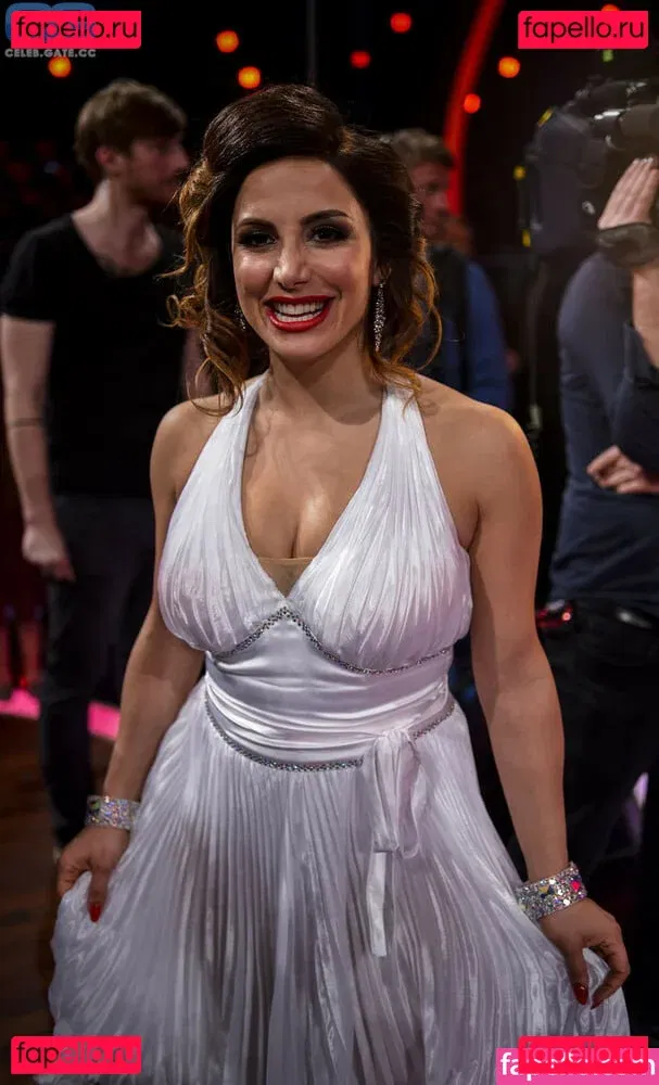 Enissa Amani Onlyfans Photo Gallery 