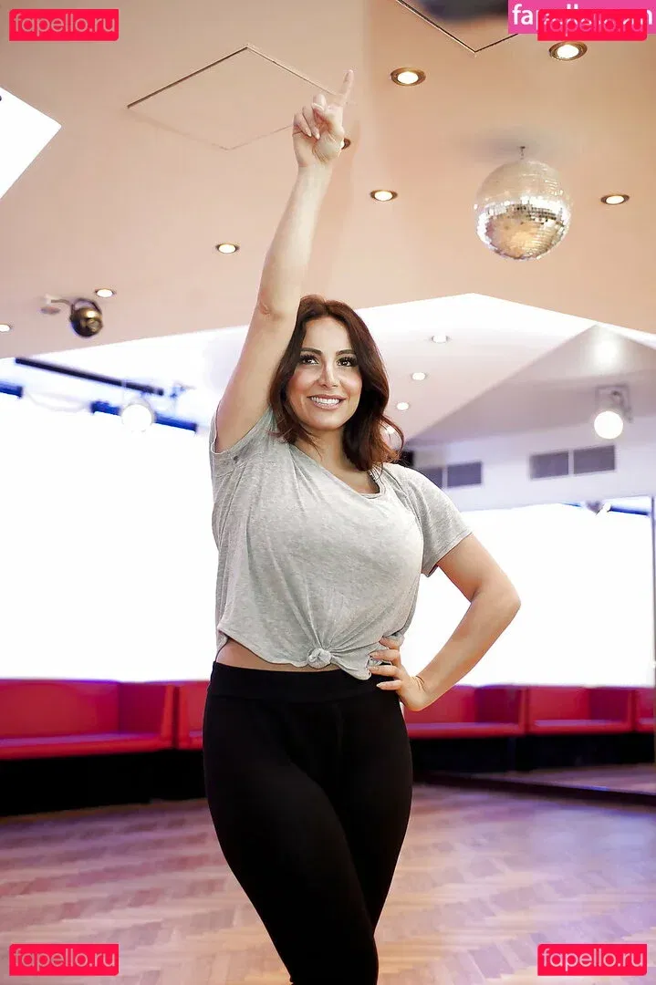 Enissa Amani Onlyfans Photo Gallery 