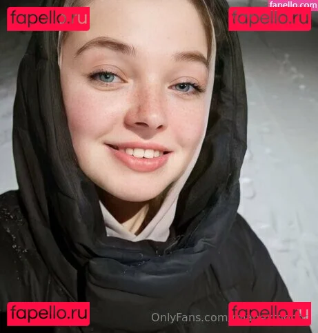 mianextdooor Onlyfans Photo Gallery 