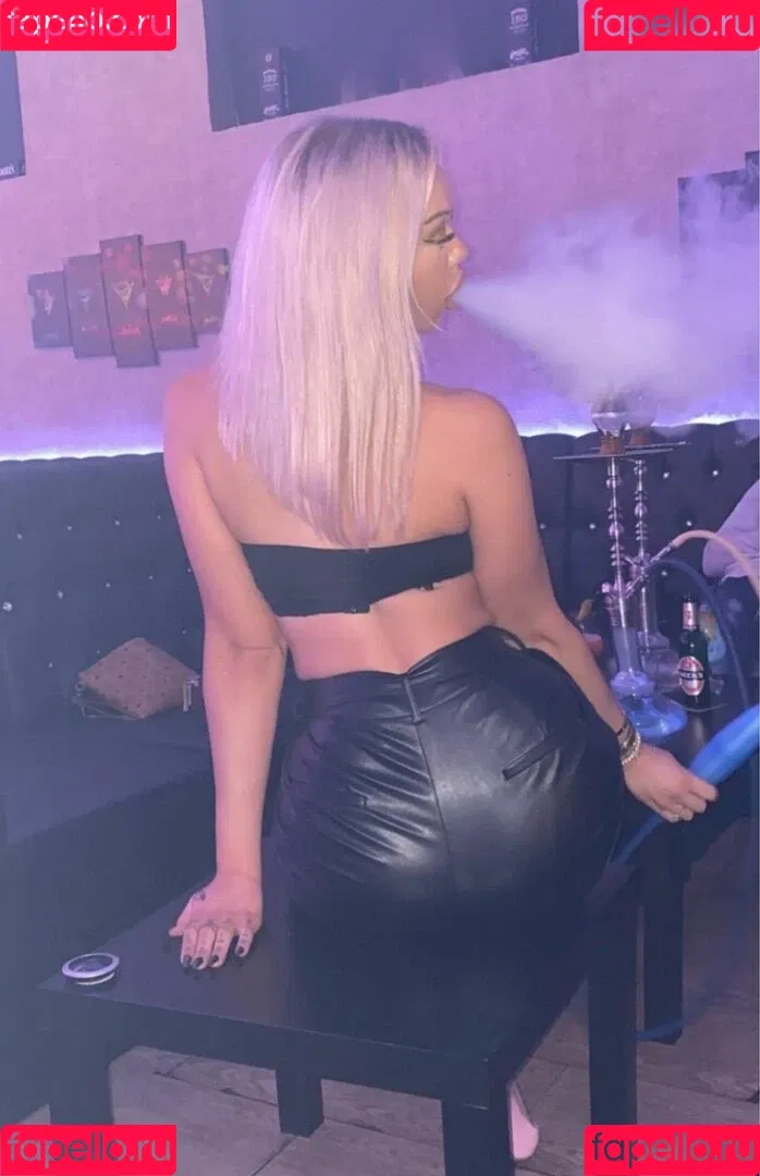 Shirin.Christians Onlyfans Photo Gallery 
