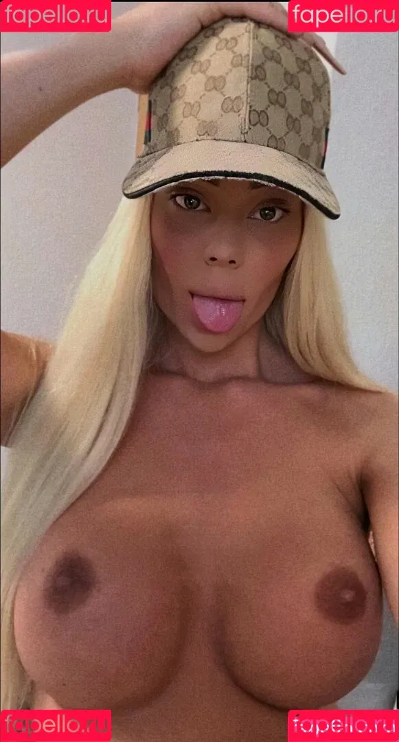 Shirin.Christians Onlyfans Photo Gallery 