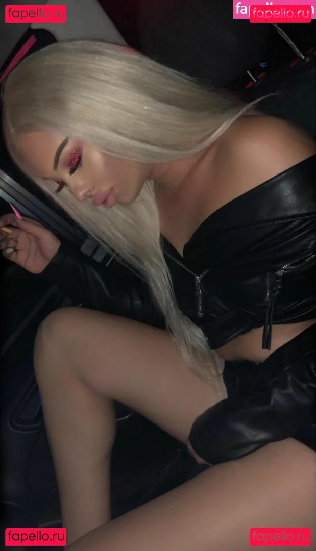 Shirin.Christians Onlyfans Photo Gallery 