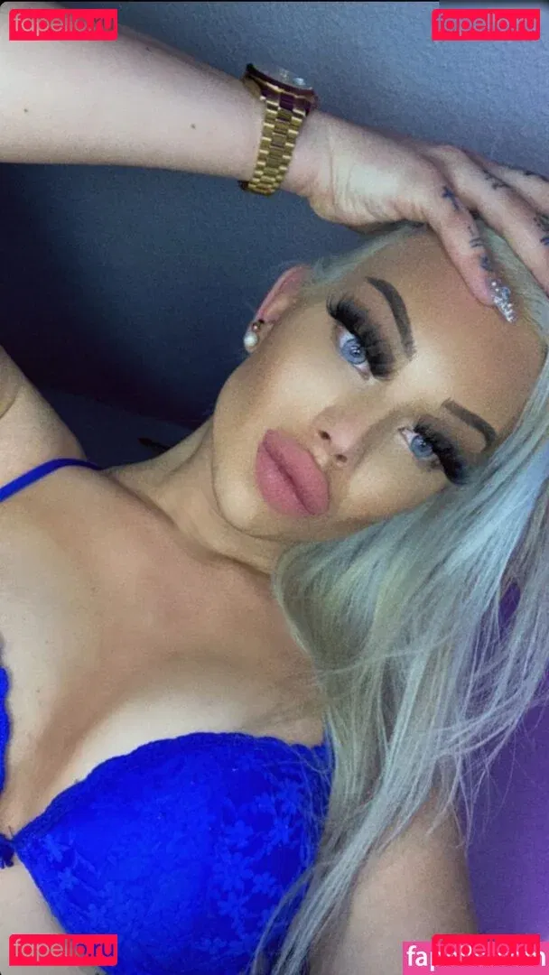 Shirin.Christians Onlyfans Photo Gallery 