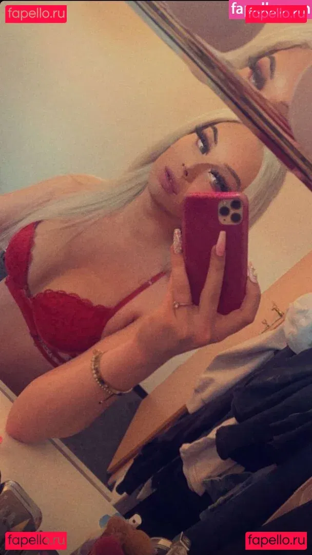 Shirin.Christians Onlyfans Photo Gallery 