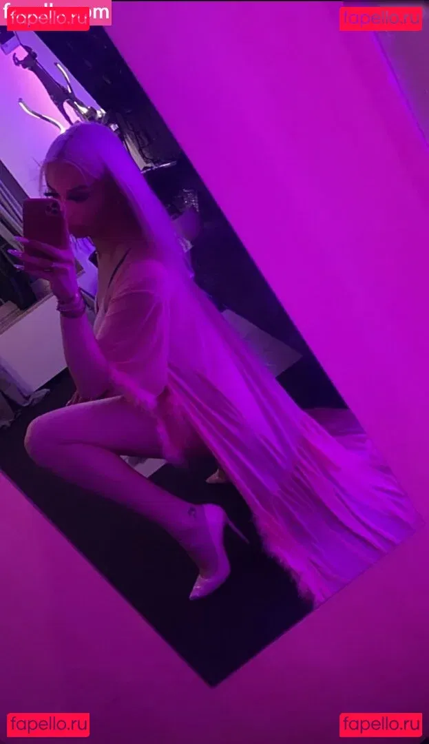 Shirin.Christians Onlyfans Photo Gallery 