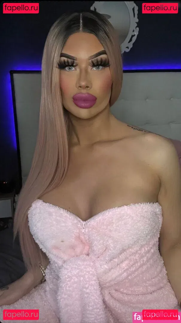 Shirin.Christians Onlyfans Photo Gallery 