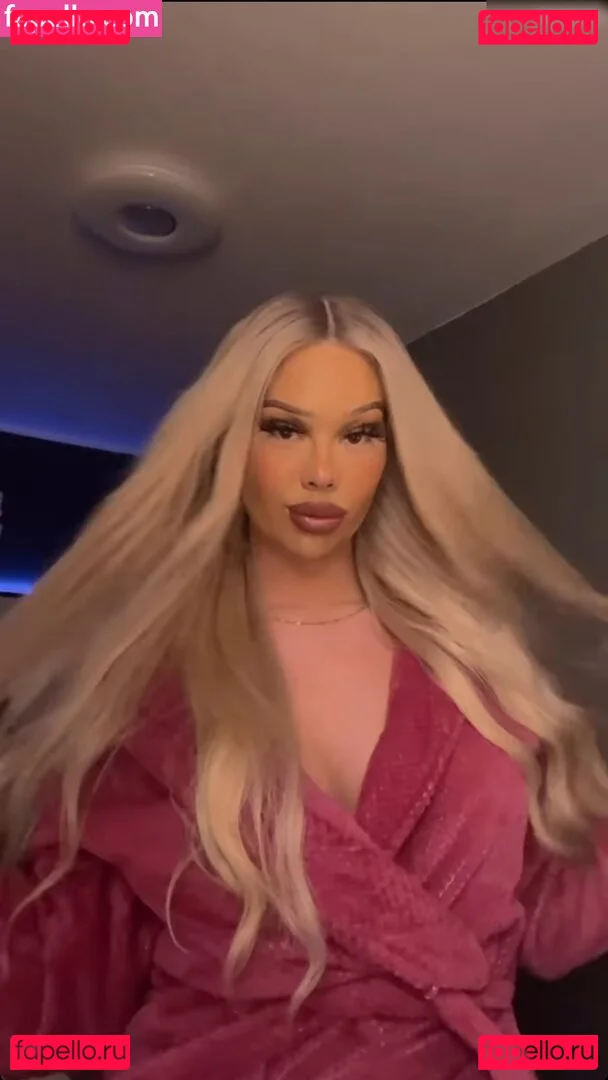 Shirin.Christians Onlyfans Photo Gallery 