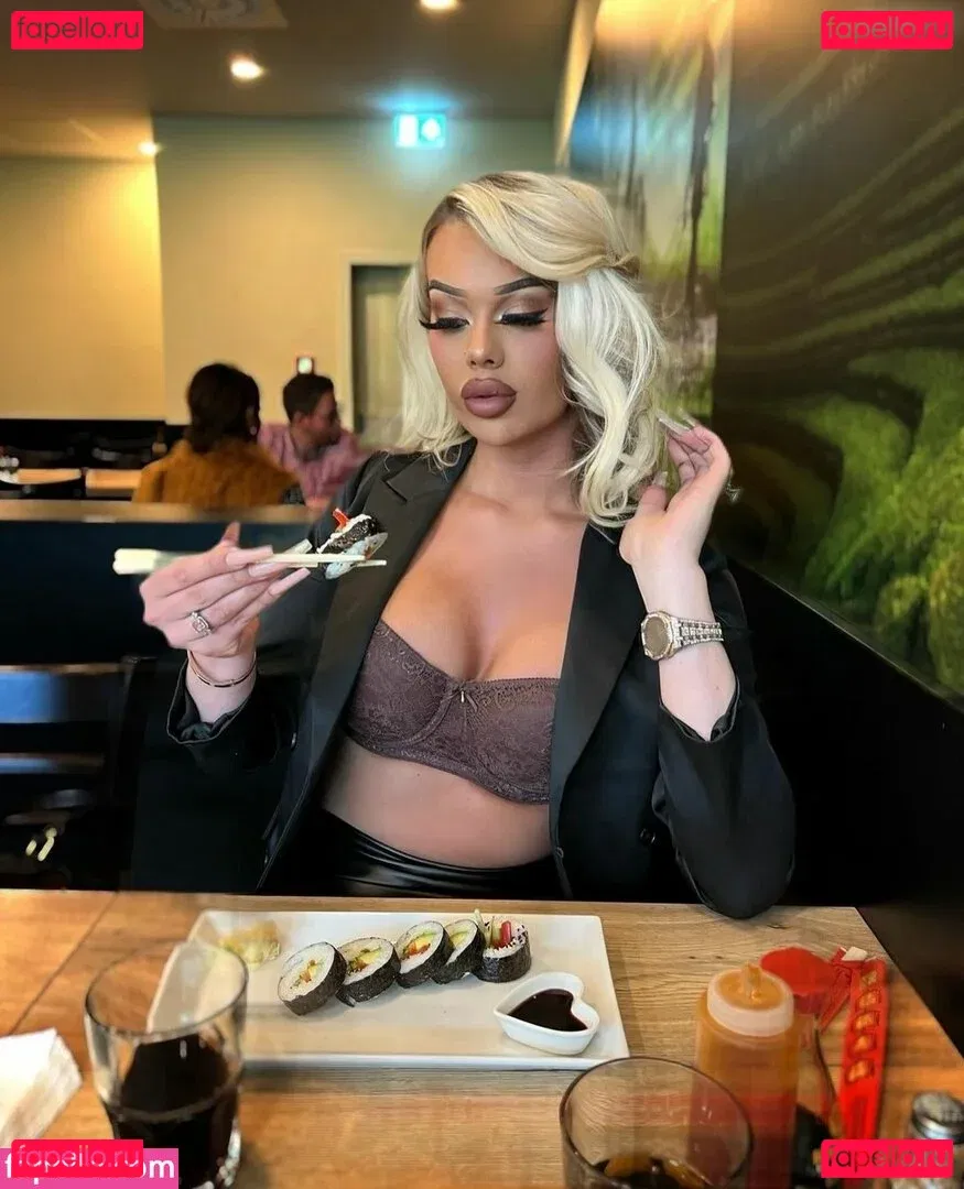 Shirin.Christians Onlyfans Photo Gallery 