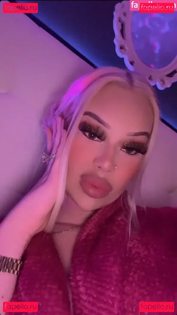 Shirin.Christians Onlyfans Photo Gallery 