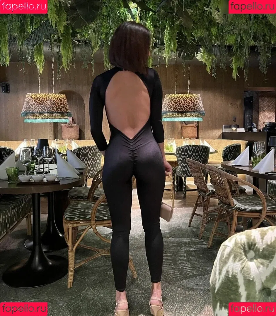 Ana Claudia Onlyfans Photo Gallery 