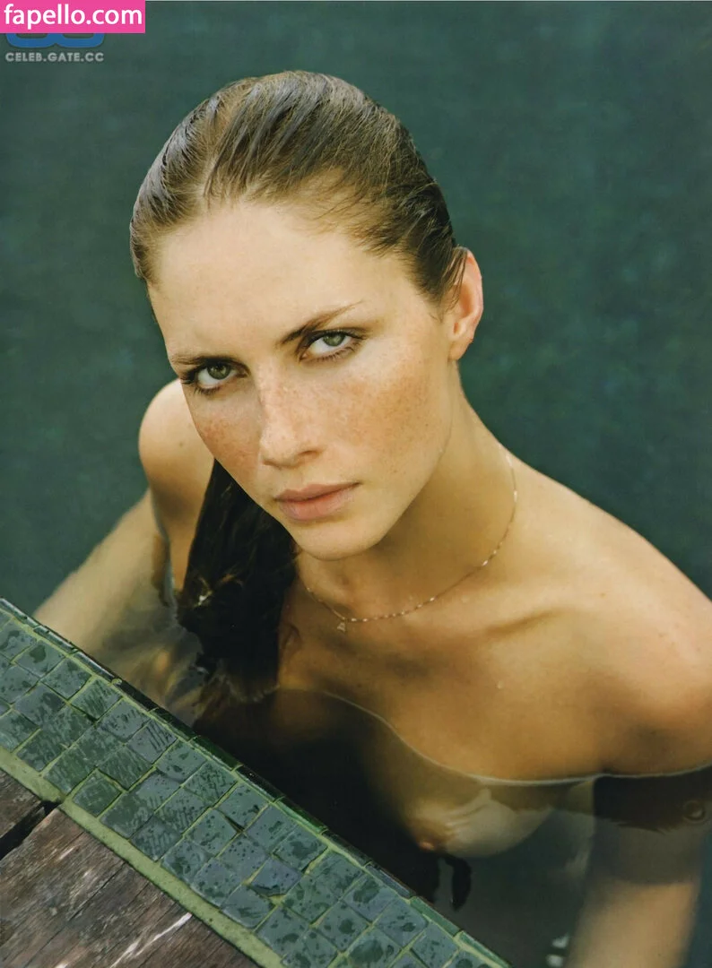 Ana Claudia Onlyfans Photo Gallery 