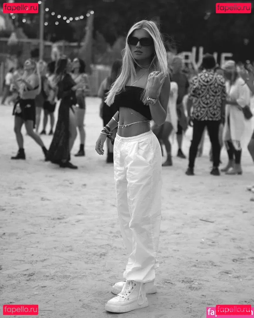 Fiichen Onlyfans Photo Gallery 