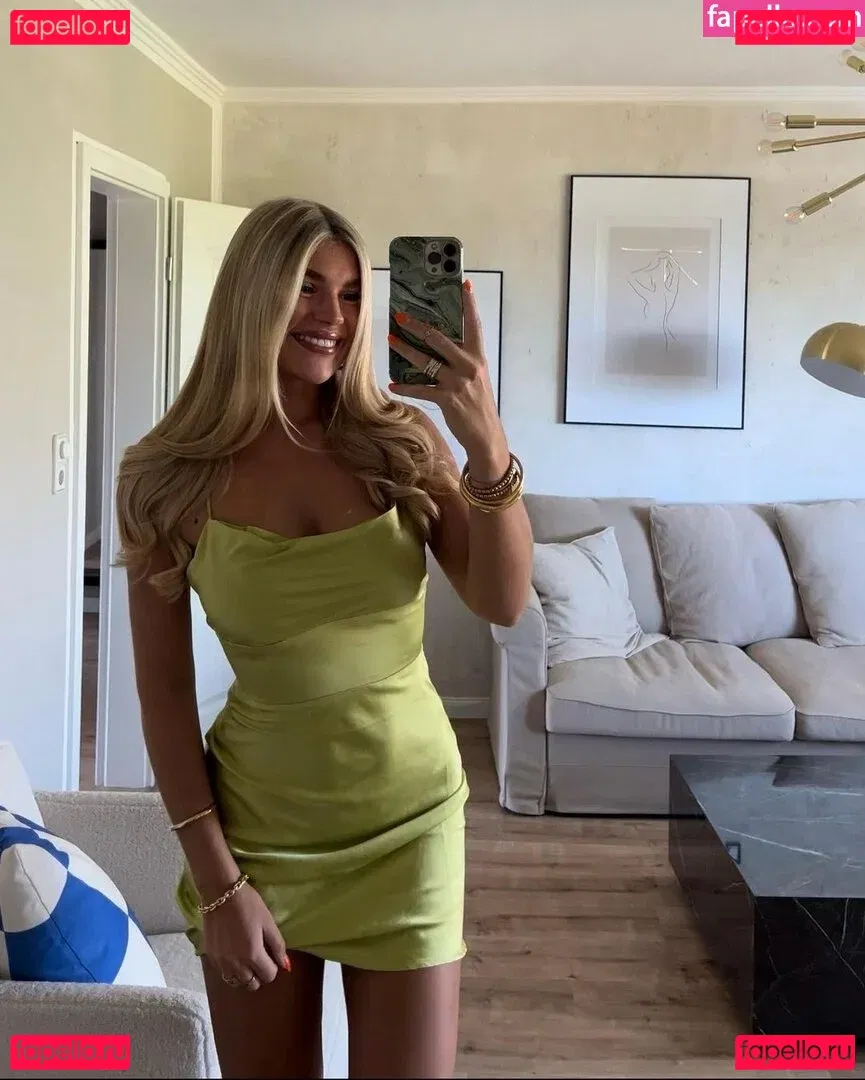 Fiichen Onlyfans Photo Gallery 