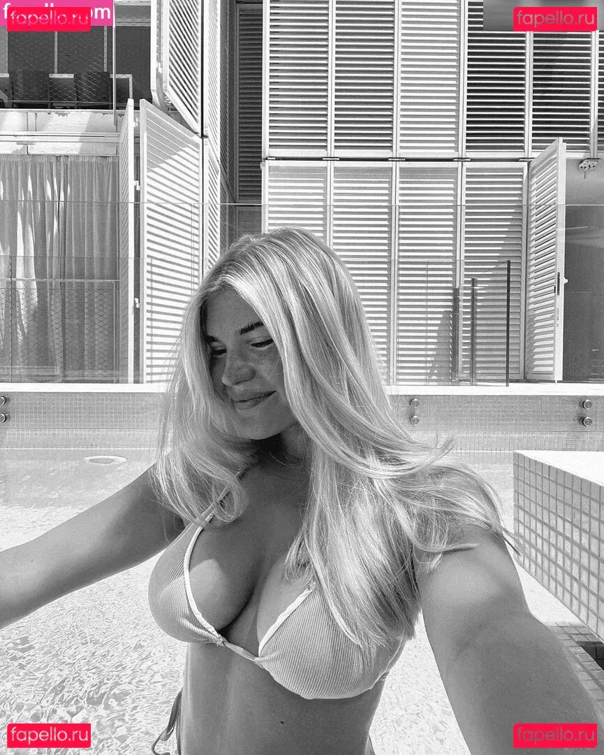 Fiichen Onlyfans Photo Gallery 