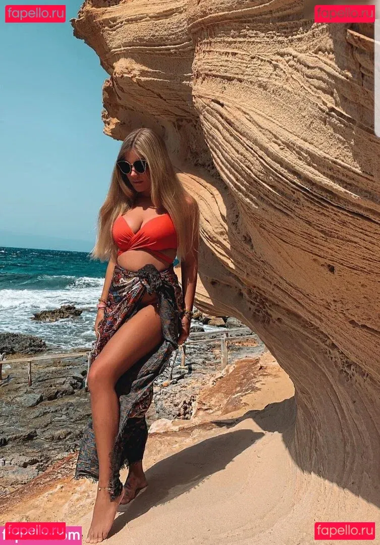 Fiichen Onlyfans Photo Gallery 