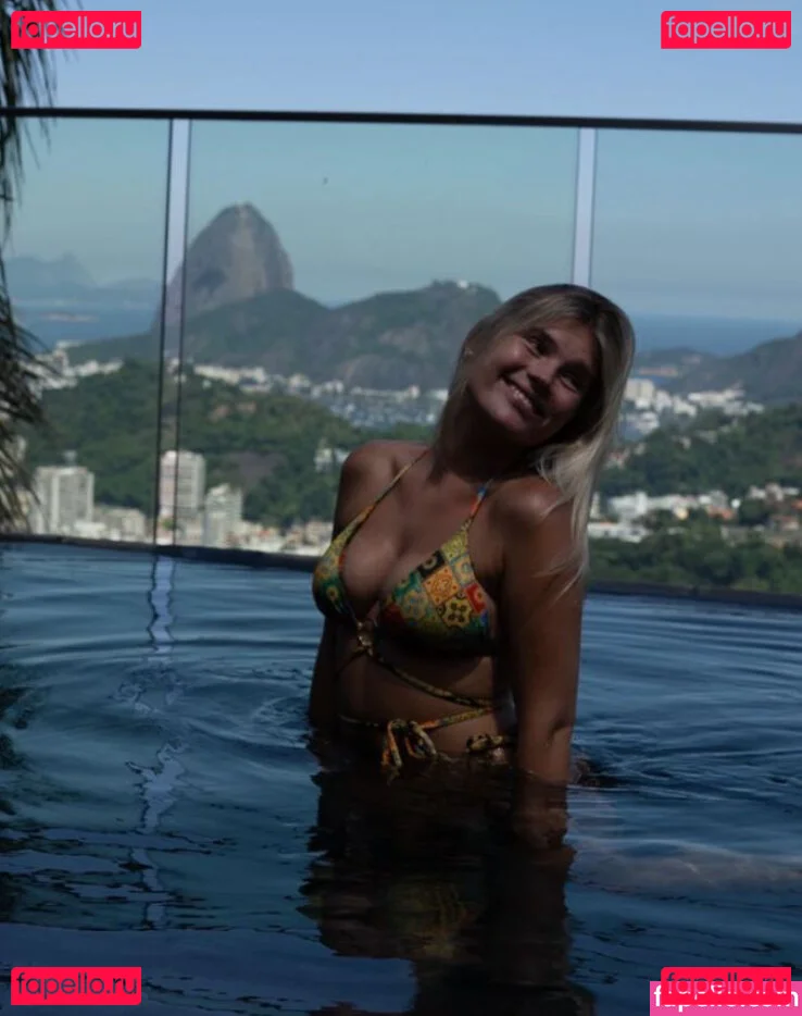 Fiichen Onlyfans Photo Gallery 