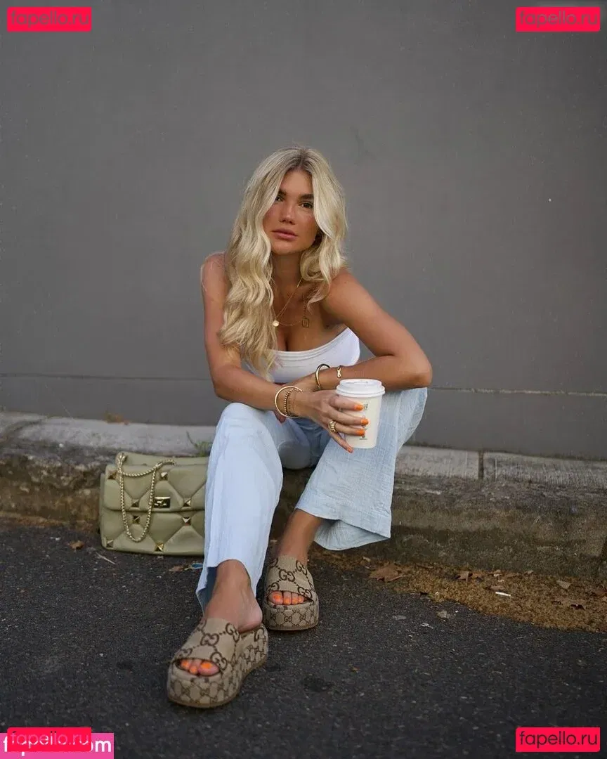 Fiichen Onlyfans Photo Gallery 