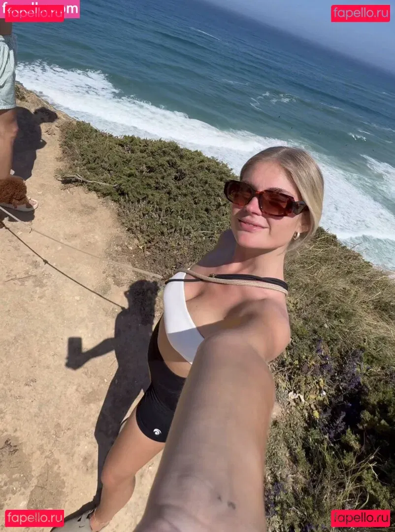 Fiichen Onlyfans Photo Gallery 