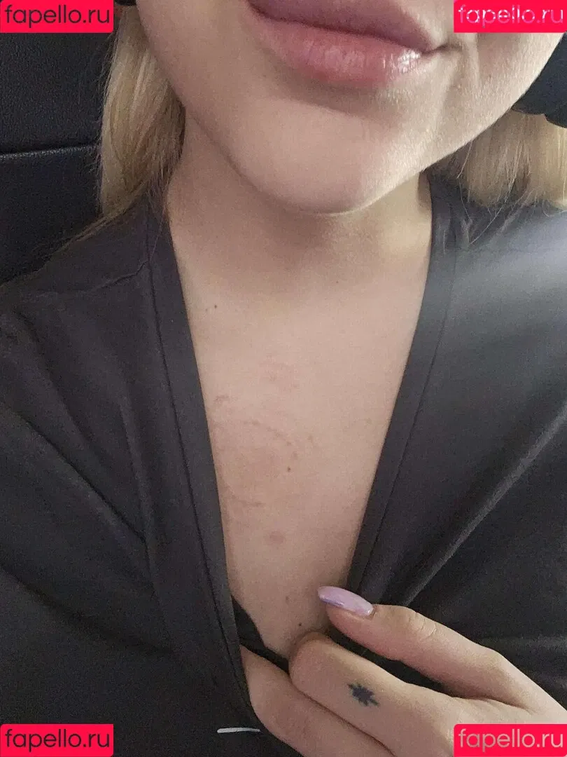MrsXeniaTv Onlyfans Photo Gallery 