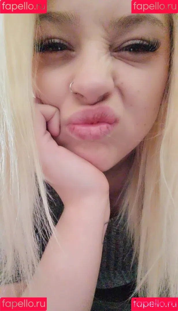 MrsXeniaTv Onlyfans Photo Gallery 