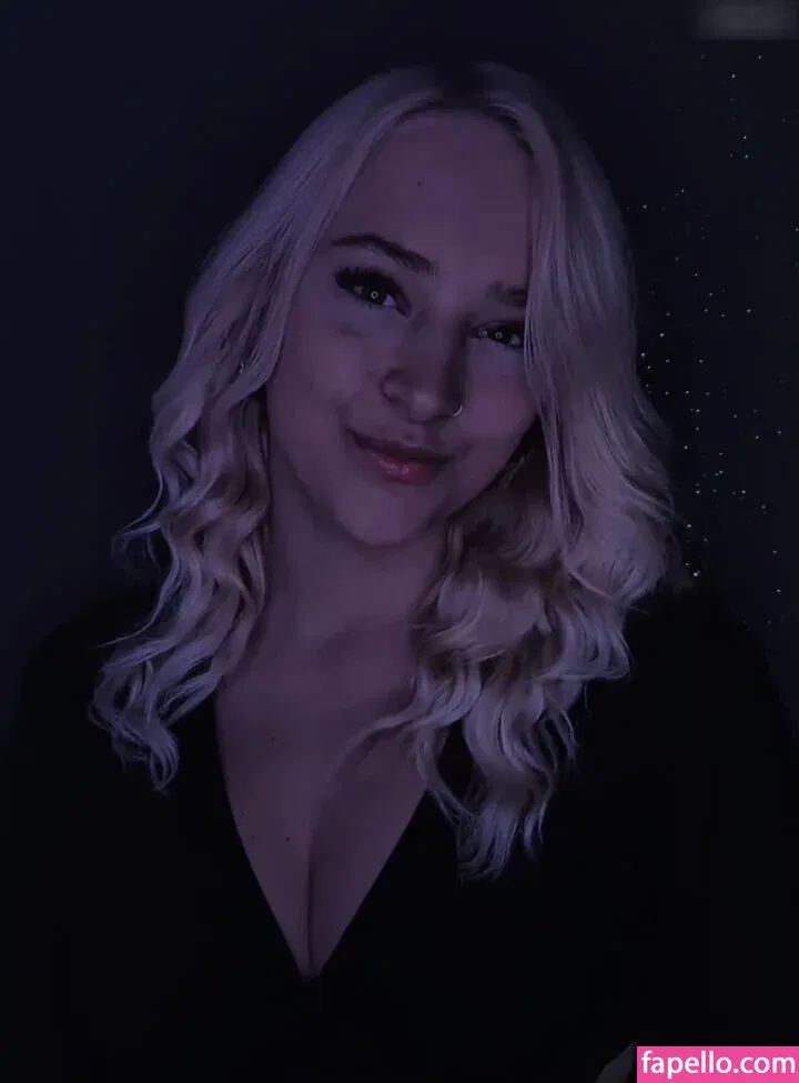 MrsXeniaTv Onlyfans Photo Gallery 