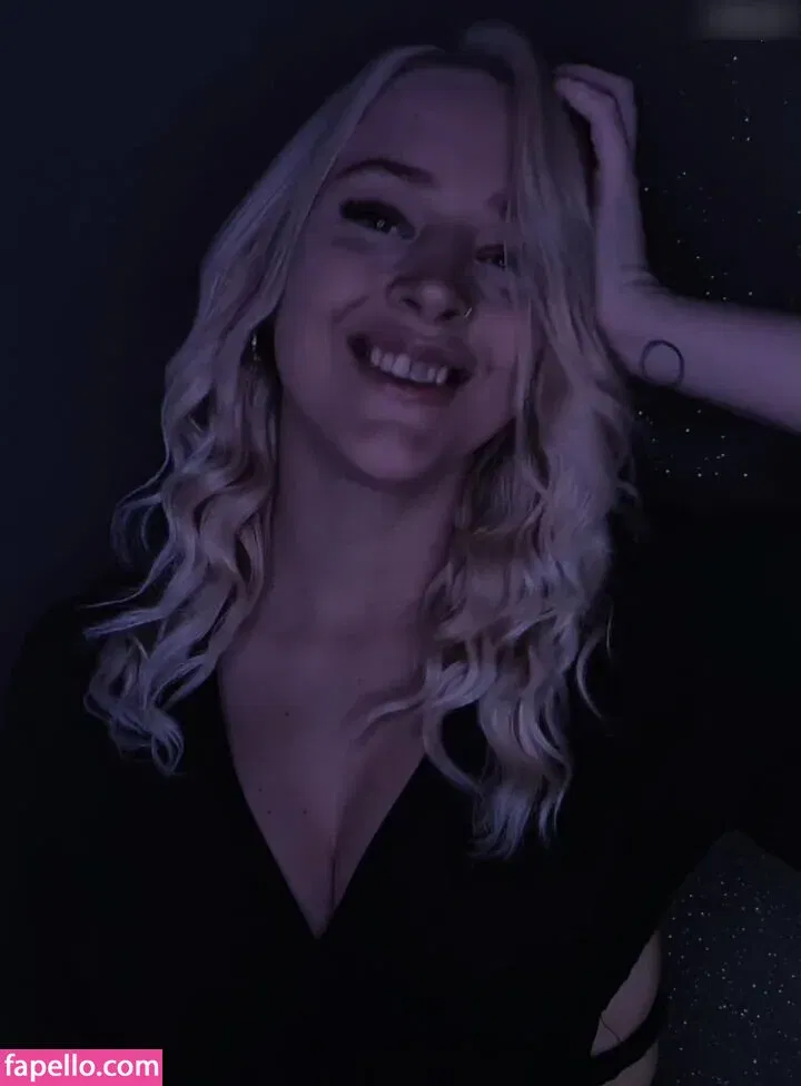 MrsXeniaTv Onlyfans Photo Gallery 