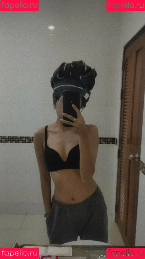 midorichan Onlyfans Photo Gallery 