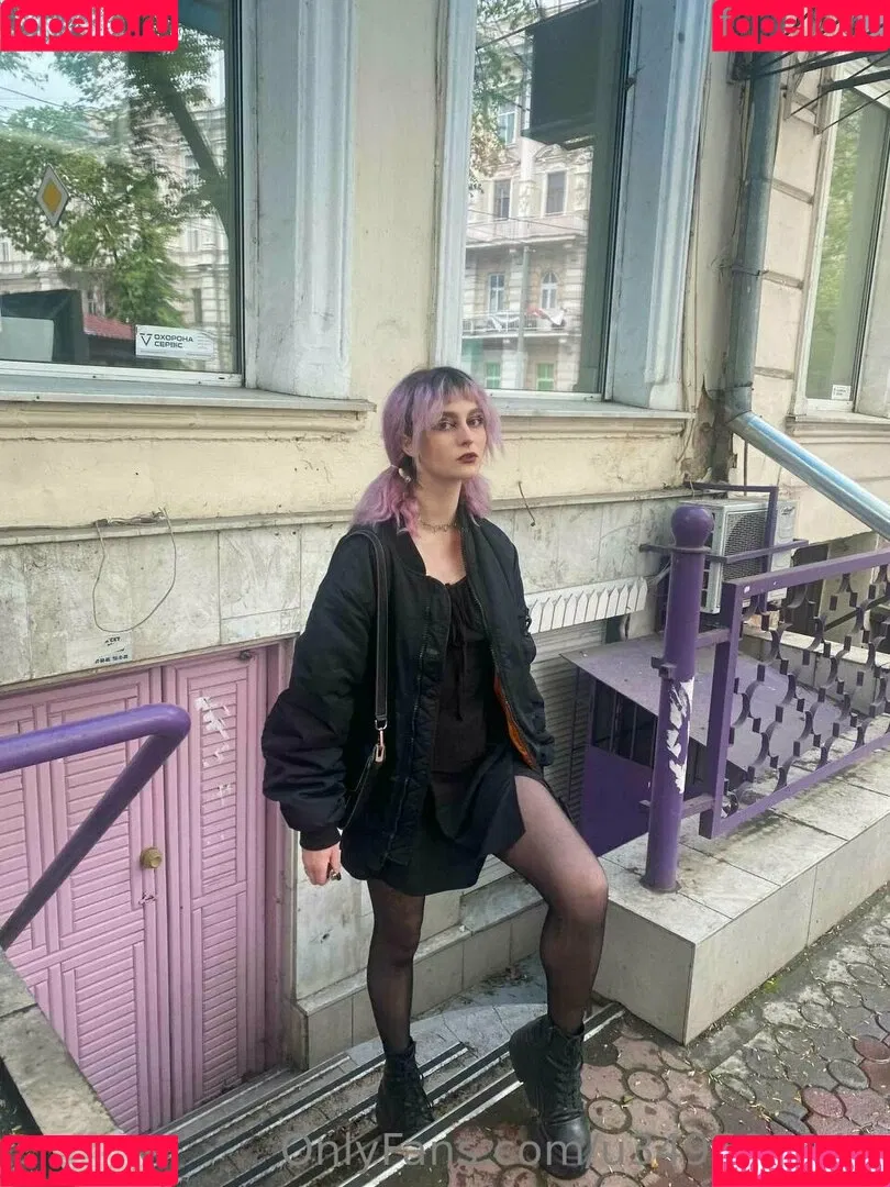 rainbowelsa Onlyfans Photo Gallery 
