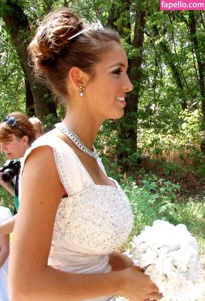 Amanda Dodson Thompson Onlyfans Photo Gallery 