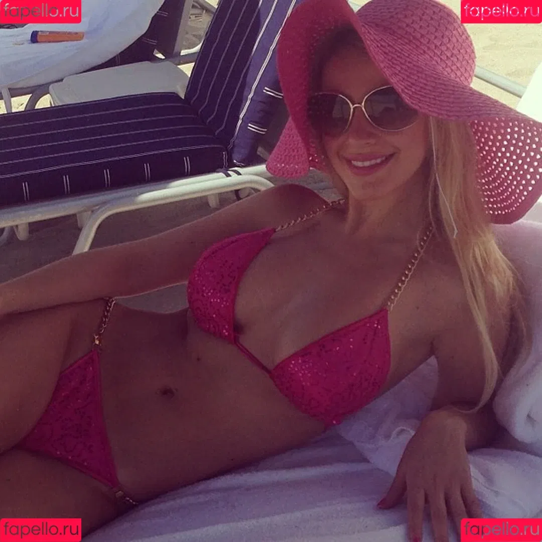 Jamila Dahabreh Onlyfans Photo Gallery 