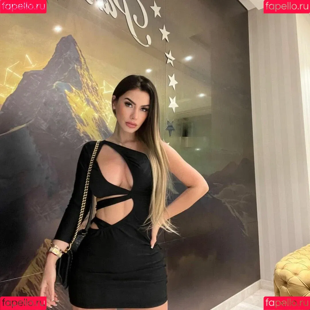 Jamila Dahabreh Onlyfans Photo Gallery 