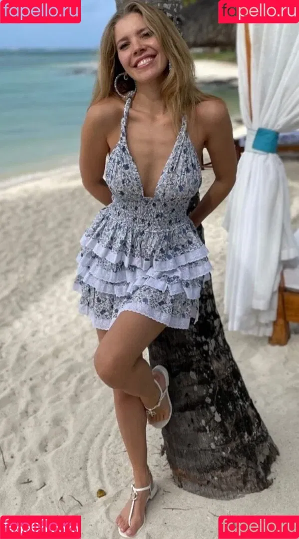 Victoria Swarovski Onlyfans Photo Gallery 