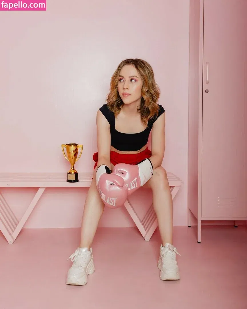 Kacey Fifield Onlyfans Photo Gallery 