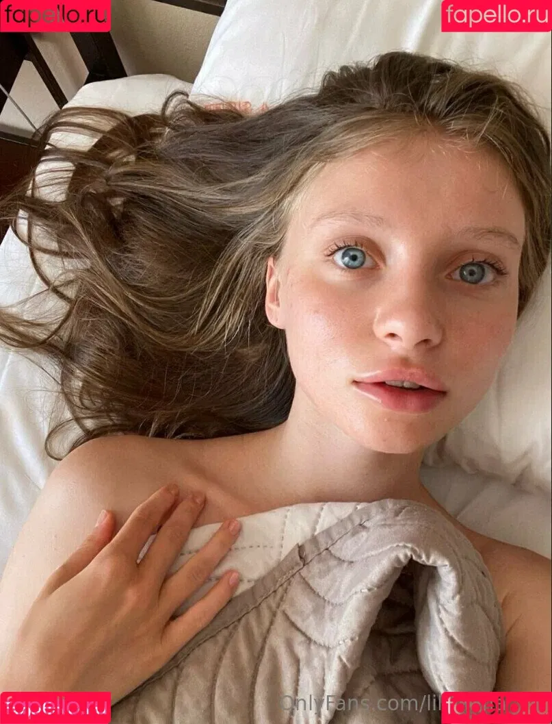 lill_liana_18 Onlyfans Photo Gallery 