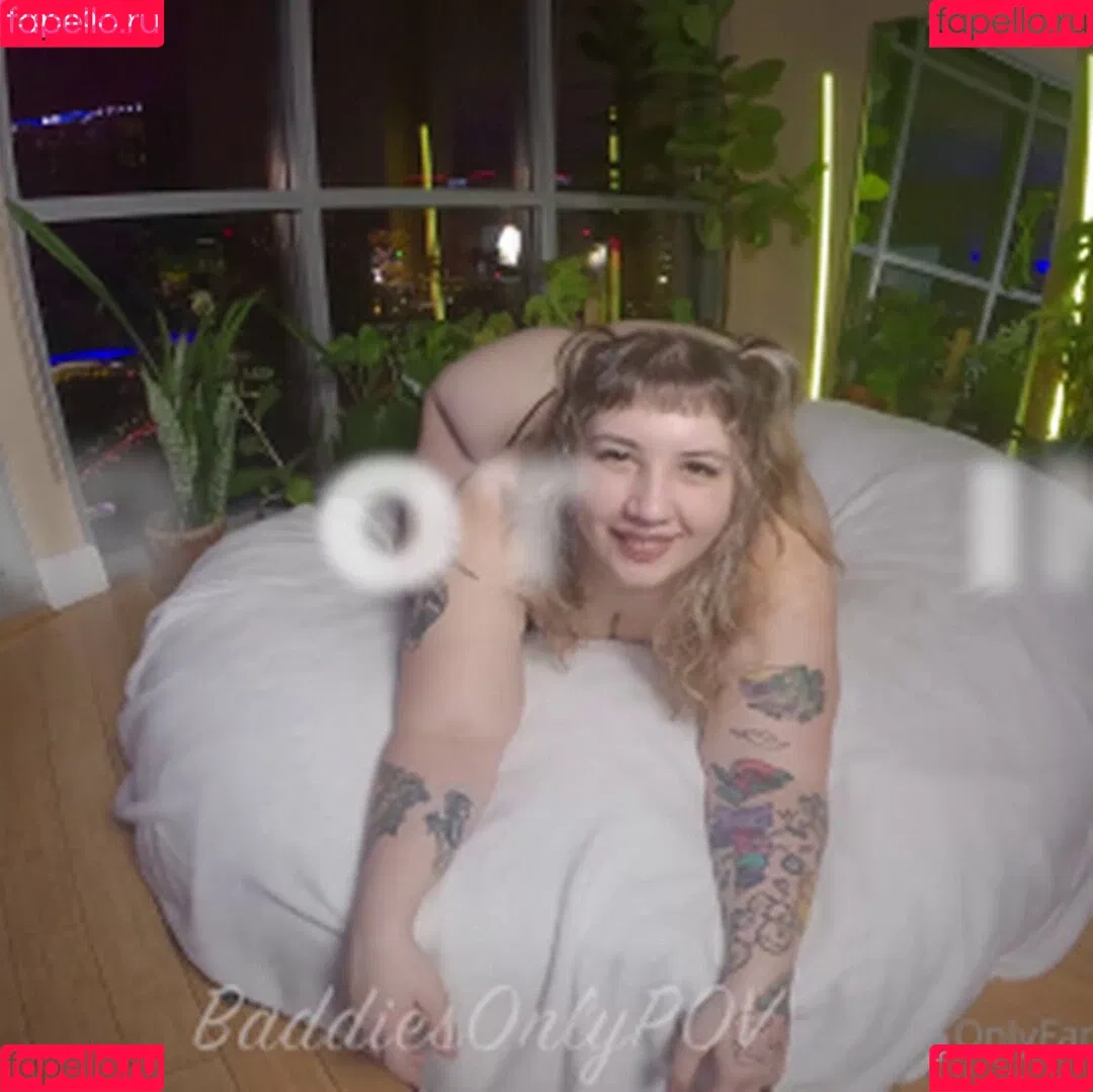 BaddiesOnlyPOV Onlyfans Photo Gallery 