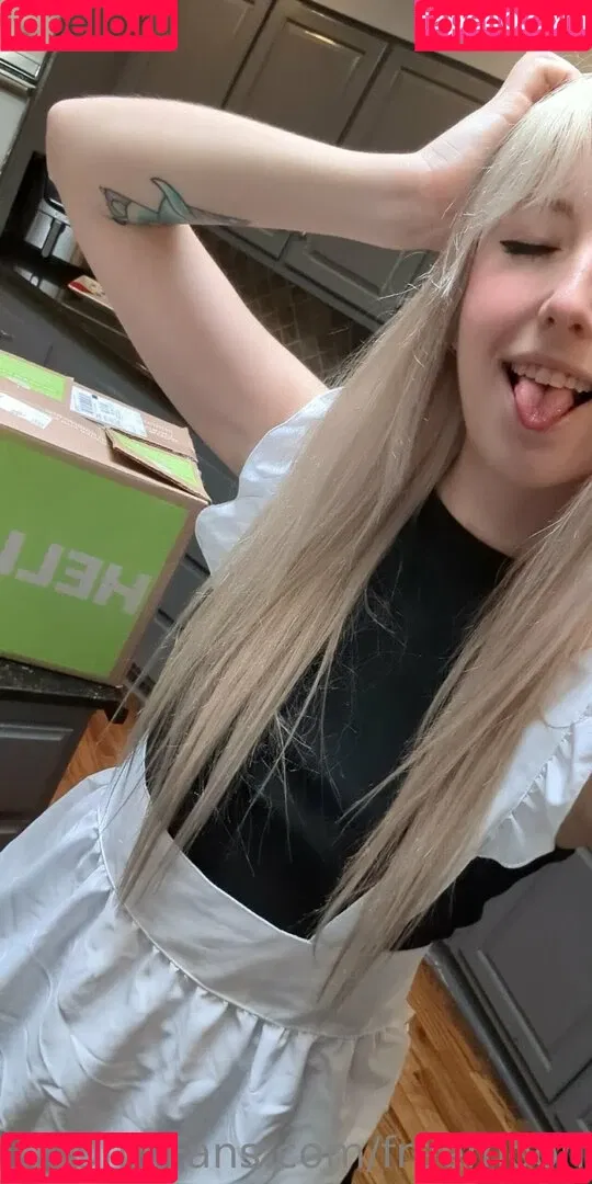 freemoon Onlyfans Photo Gallery 
