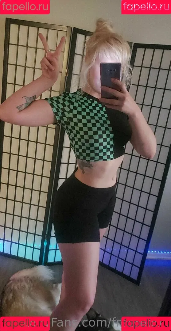 freemoon Onlyfans Photo Gallery 
