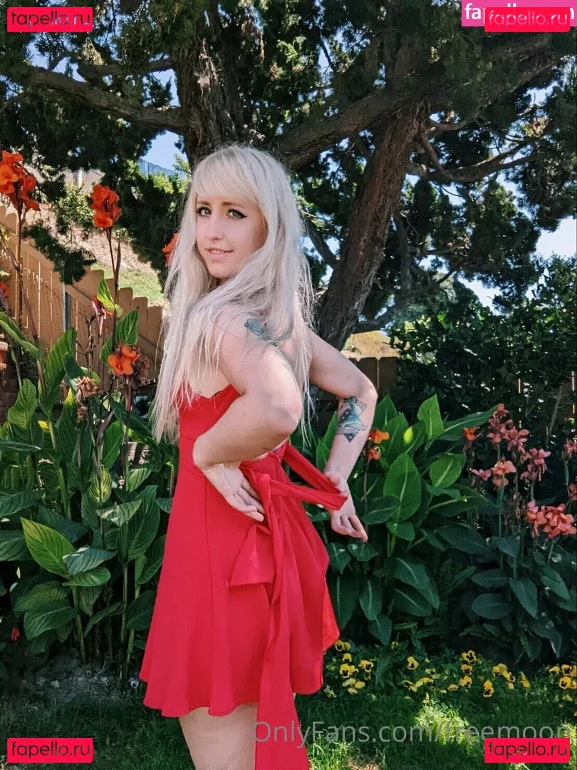 freemoon Onlyfans Photo Gallery 