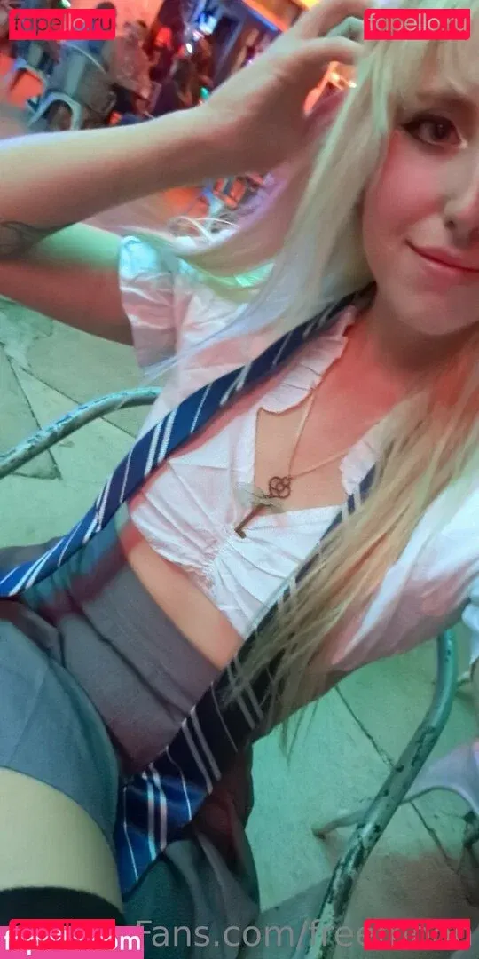 freemoon Onlyfans Photo Gallery 