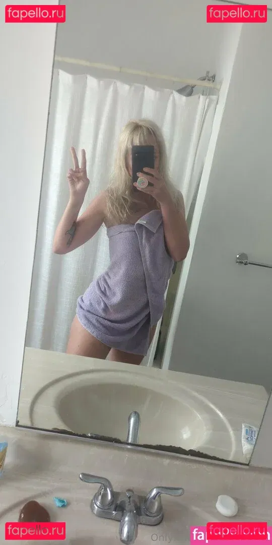 freemoon Onlyfans Photo Gallery 