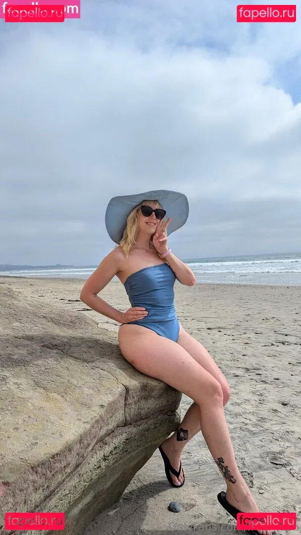 freemoon Onlyfans Photo Gallery 